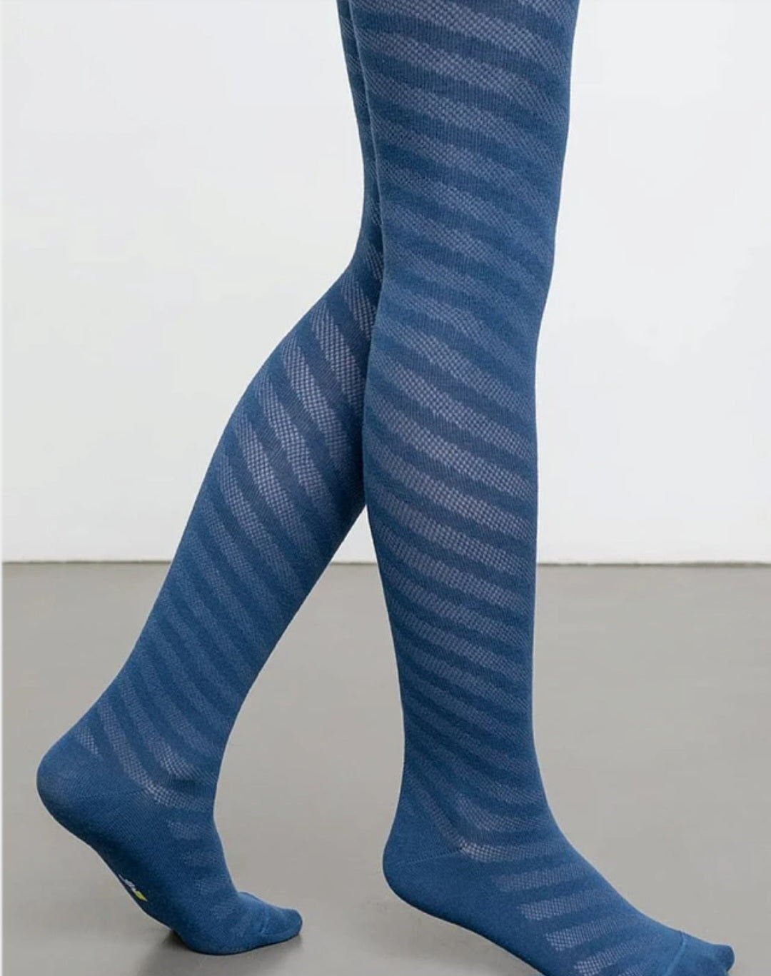 Однотонные колготки Марк Формель